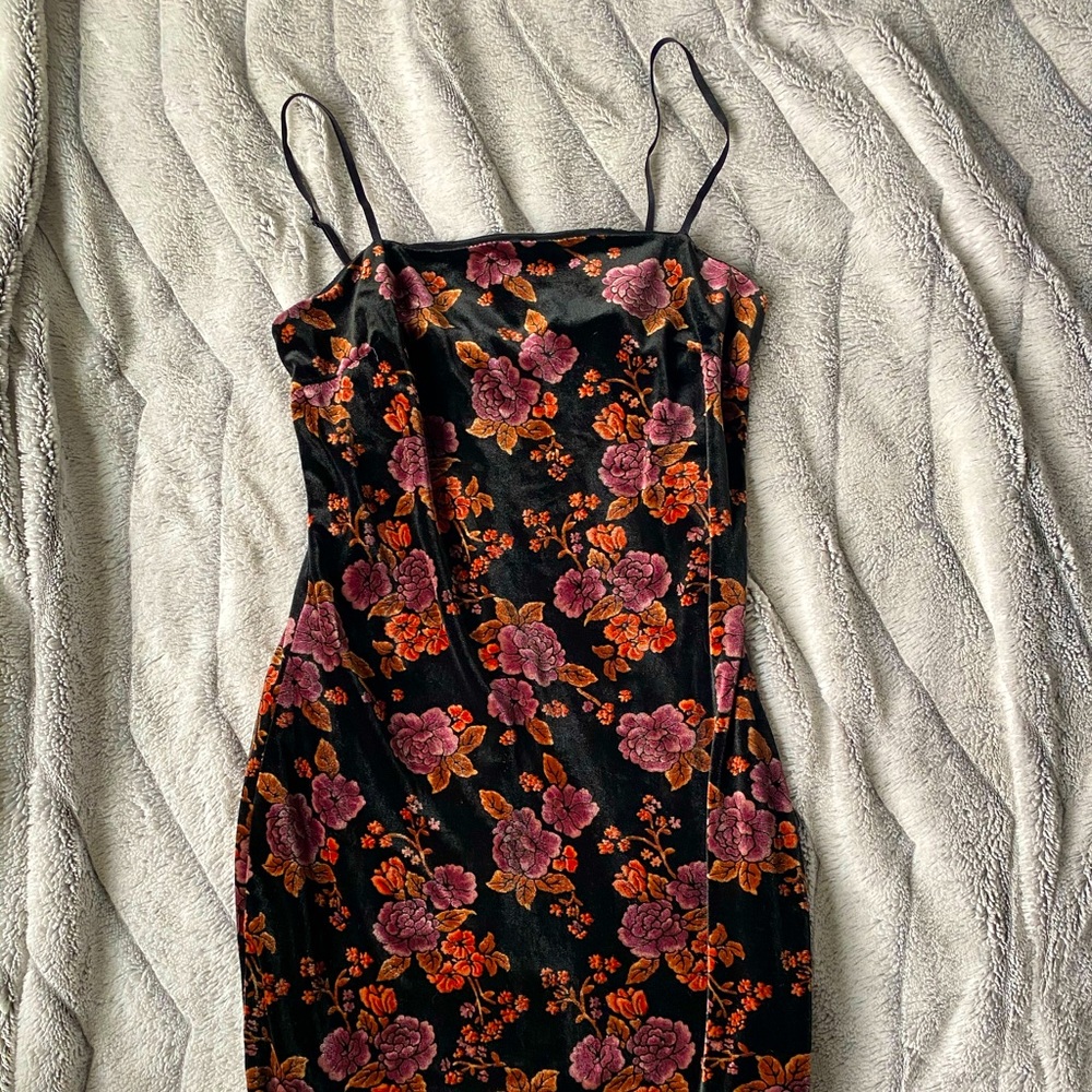 Black floral print mini dress